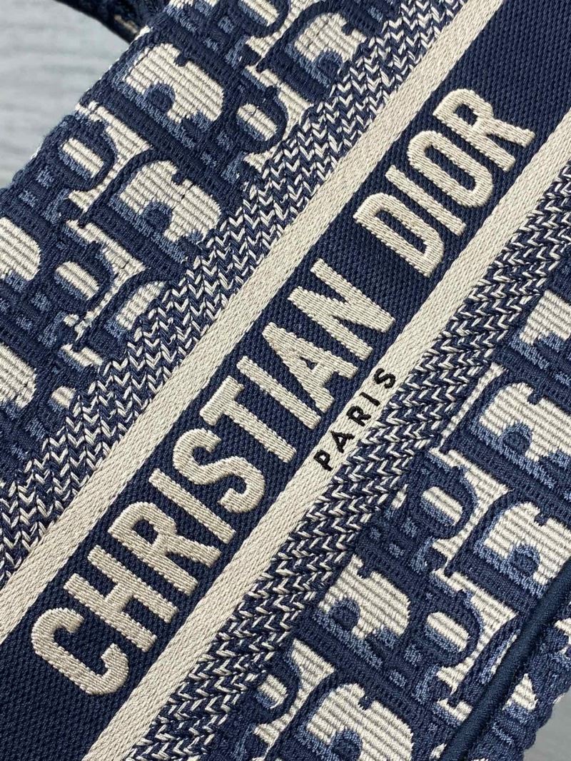 Christian Dior Shopping Bags